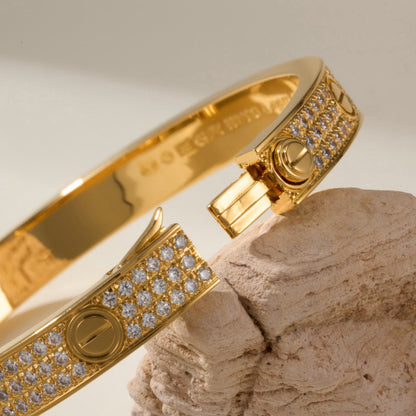 [⭐Hyrra Jewelry]LOVE BRACELET 6.1MM DIAMOND-PAVED