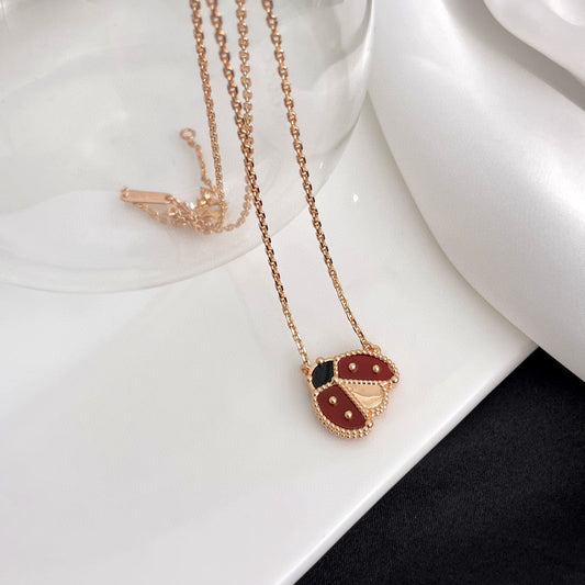 [⭐Hyrra Jewelry]LUCKY  CARNELIANS LADYBUG NECKLACE