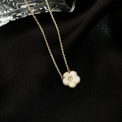 [⭐Hyrra Jewelry]LUCKY  WHITE MOP  PLUM BLOSSOM NECKLACE