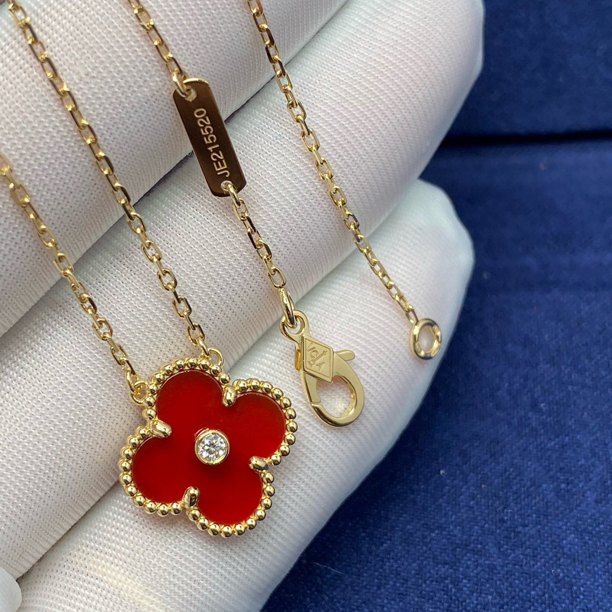 [⭐Hyrra Jewelry]CLOVER 15MM DIAMOND CARNELIAN NECKLACE
