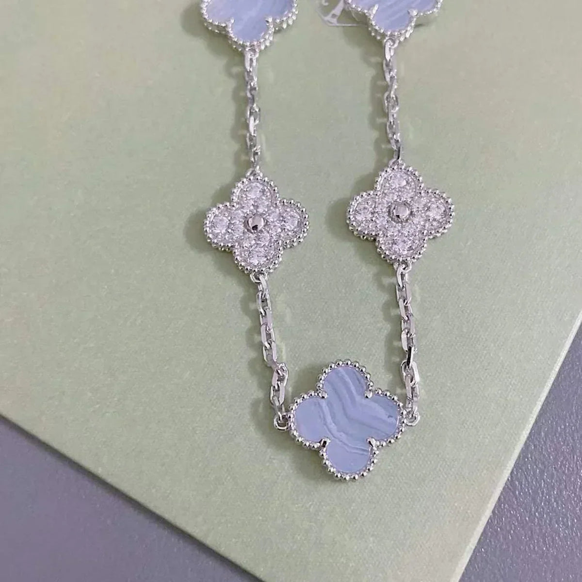 [⭐Hyrra Jewelry] CLOVER 5 MOTIF PURPLE CHALCEDONY BRACELET COLLECTION