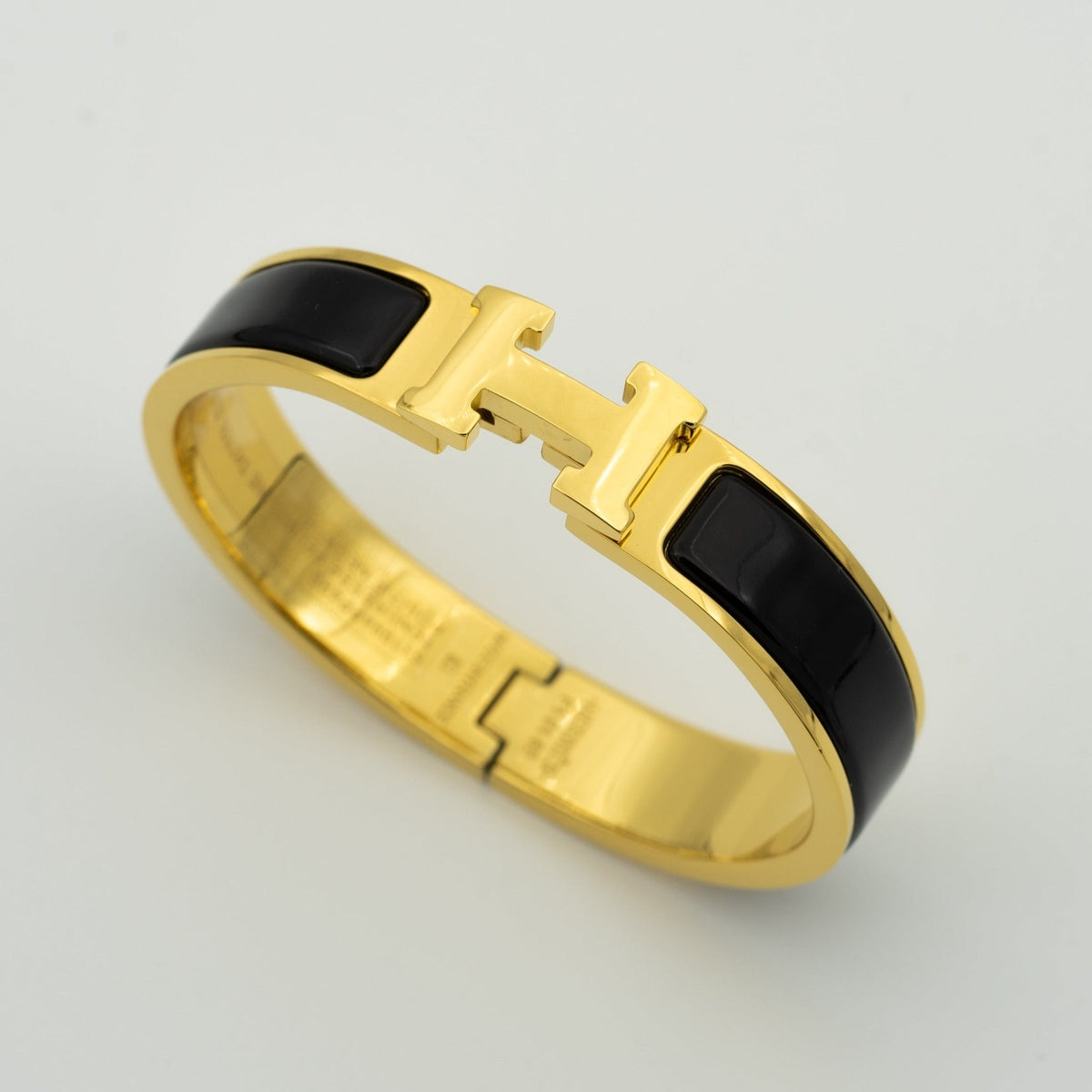[⭐Hyrra Jewelry]H BLACK BRACELET