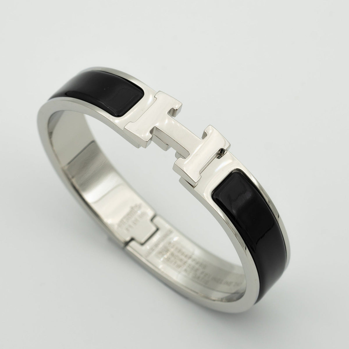 [⭐Hyrra Jewelry]H BLACK BRACELET