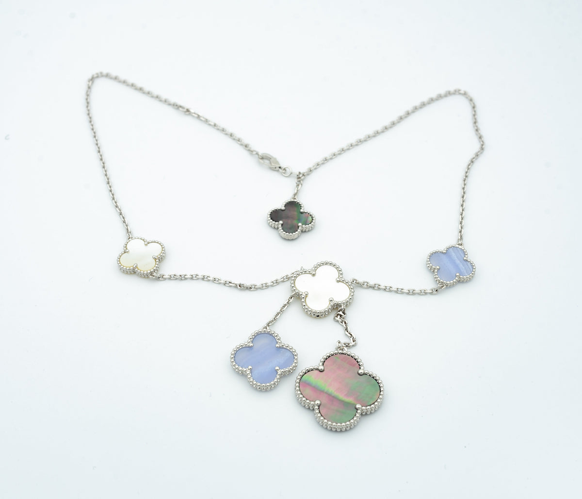 [⭐Hyrra Jewelry]CLOVER MOP CHALCEDONY NECKLACE SILVER 6 MOTIF
