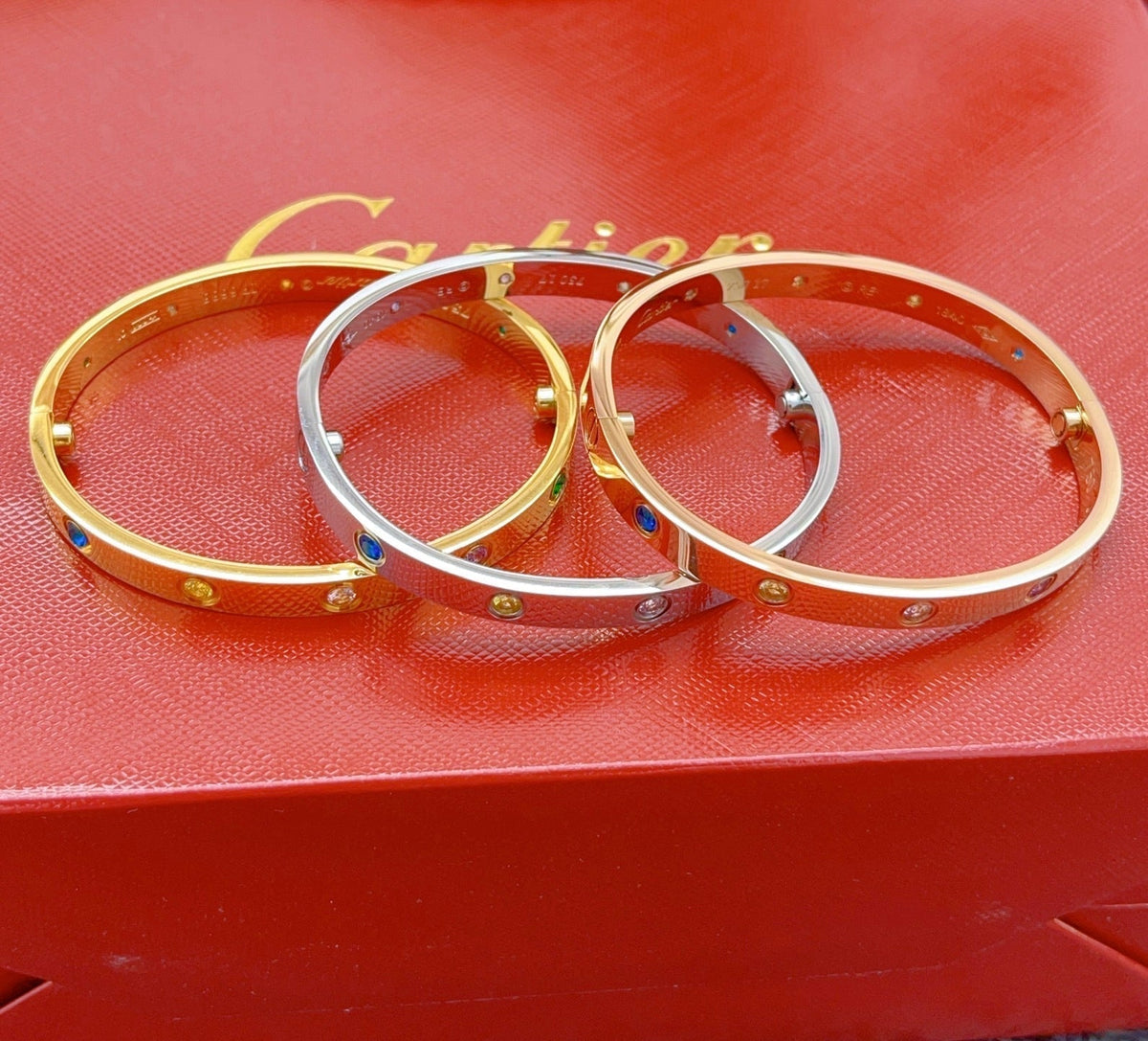 [⭐Hyrra Jewelry] 2026 RAINBOW LOVE BRACELET 6.1MM  10 DIAMONDS