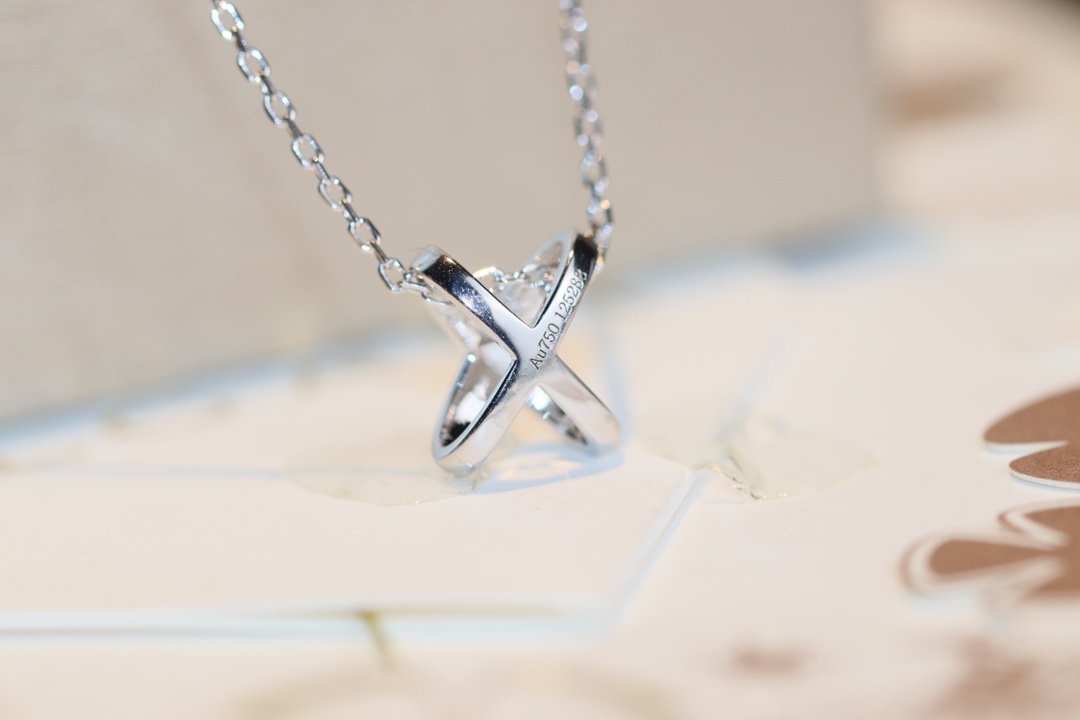 [⭐Hyrra Jewelry]JEUX DE DIAMOND NECKLACE