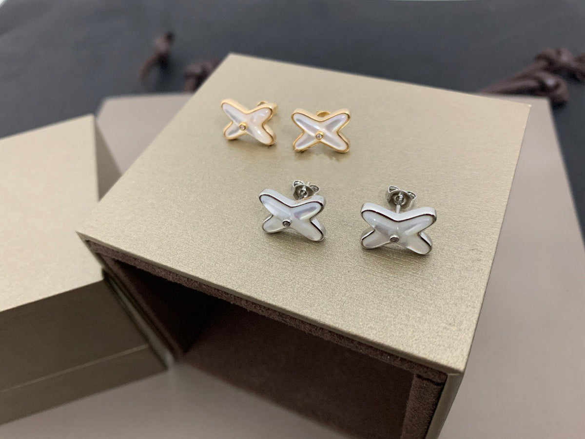 [⭐Hyrra Jewelry]JEUX DE WHITE MOP SILVER DIAMOND EARRINGS