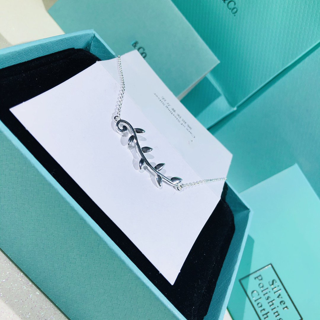 [Hyrra Jewelry]PALOMA PICASSO STERLING SILVER OLIVE BRANCH NECKLACE