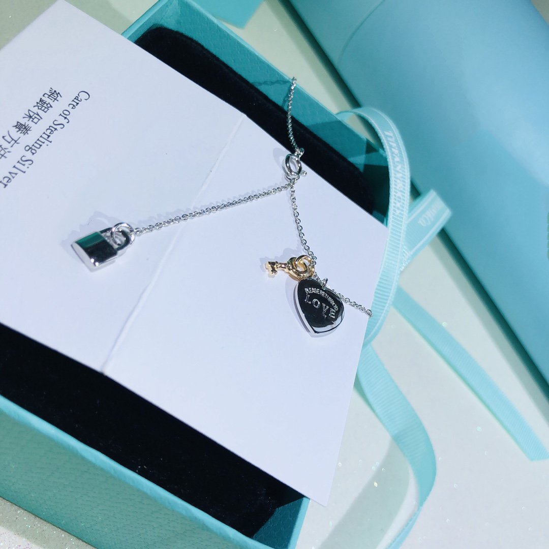 [Hyrra Jewelry]LOVE HEART TAG KEY NECKLACE