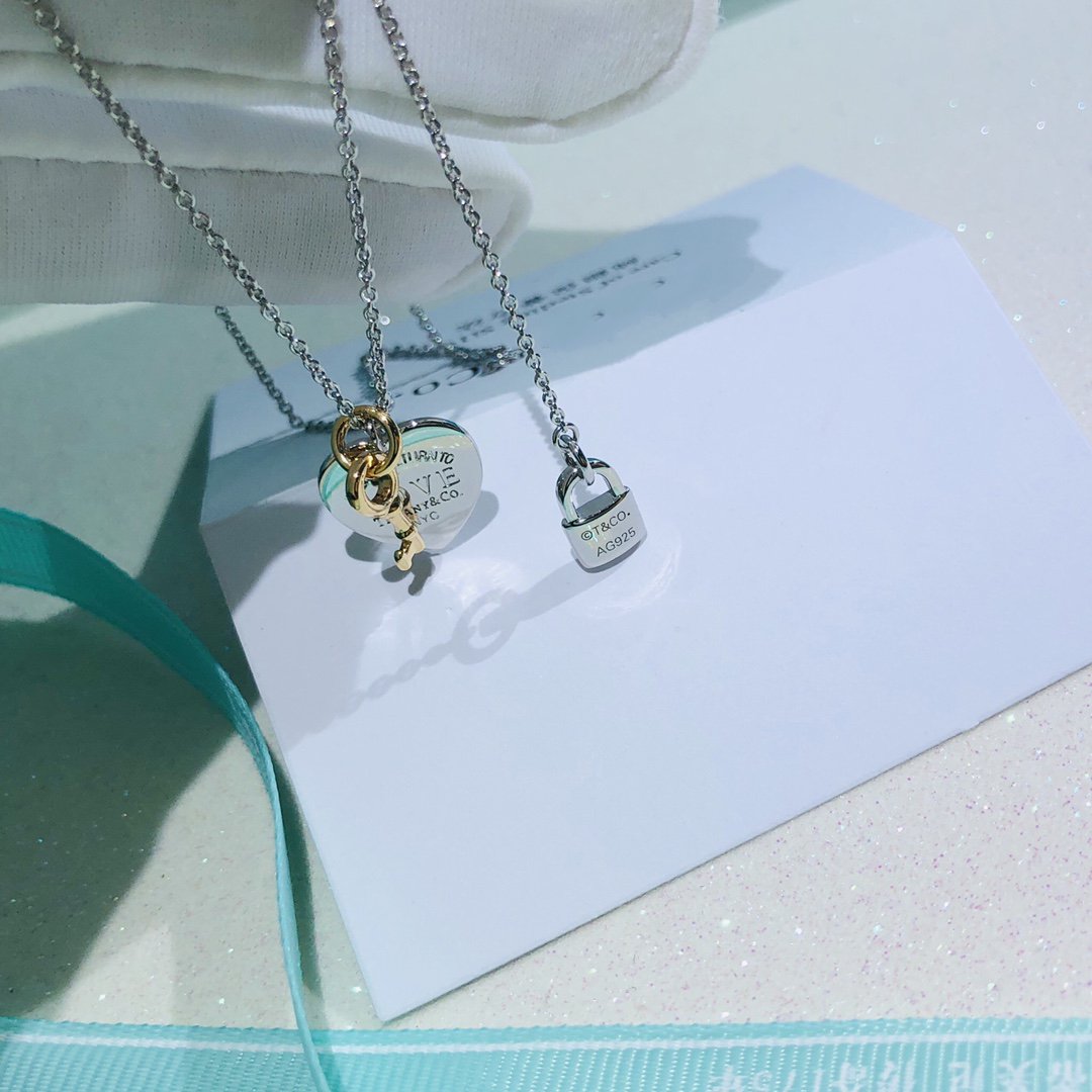 [Hyrra Jewelry]LOVE HEART TAG KEY NECKLACE