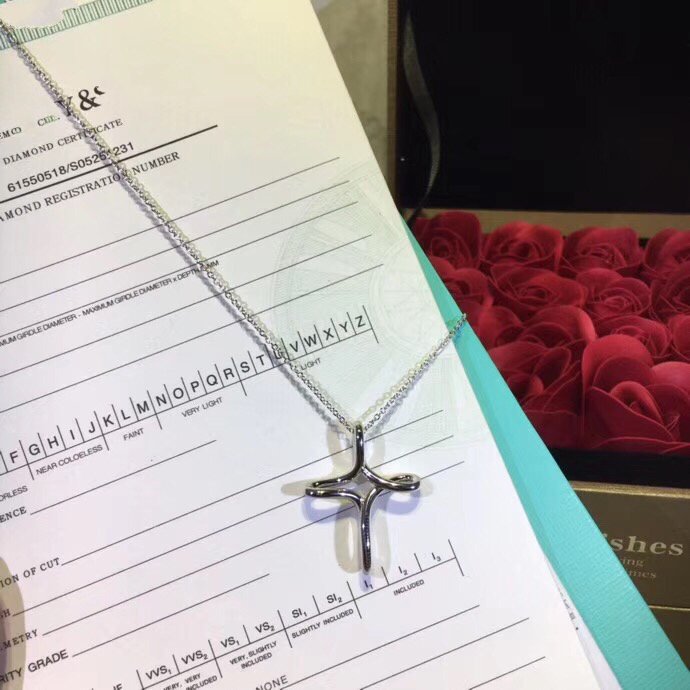 [Hyrra Jewelry]CROSS NECKLACE STERLING SILVER MATERIAL