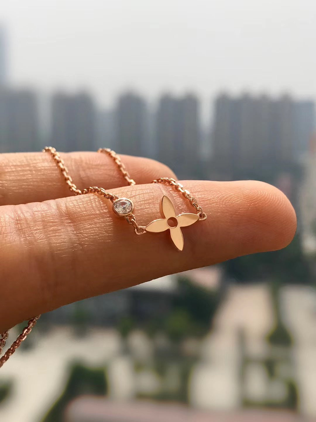 [⭐Hyrra Jewelry]BLOSSOM PENDANT PINK GOLD AND DIAMOND