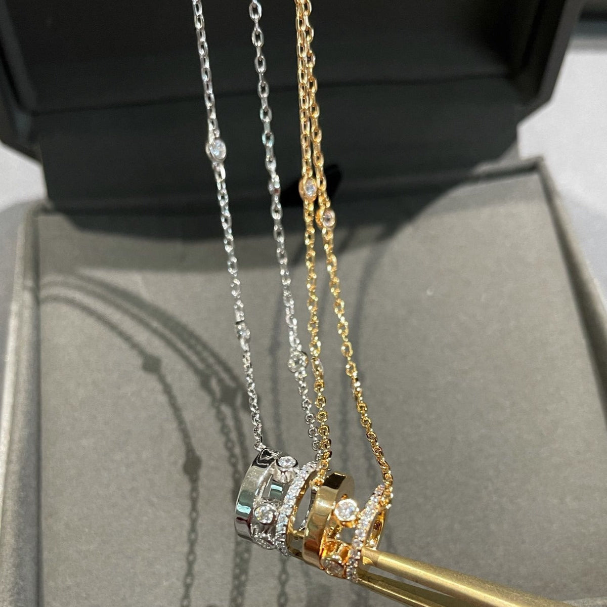 [⭐Hyrra Jewelry]CHAIN MOVE ROMANE PEDAND NECKLACE