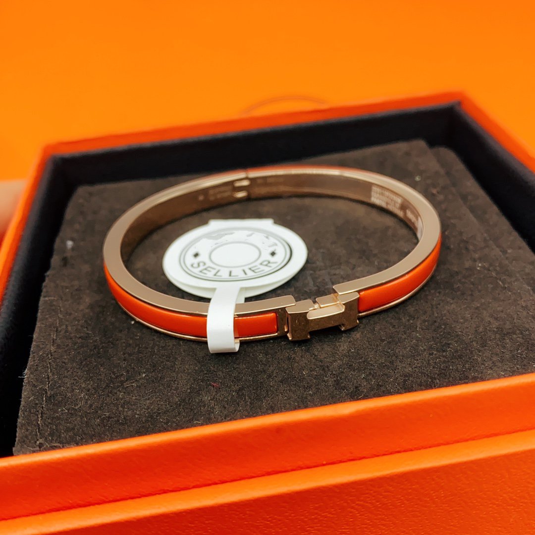 [⭐Hyrra Jewelry]CLASSIC HM CLIC RED 8MM ENAMEL BRACELET