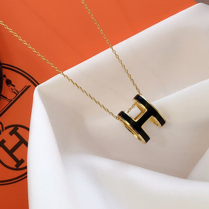 [⭐Hyrra Jewelry]HM CLIC BLACK ENAMEL GOLD NECKLACE