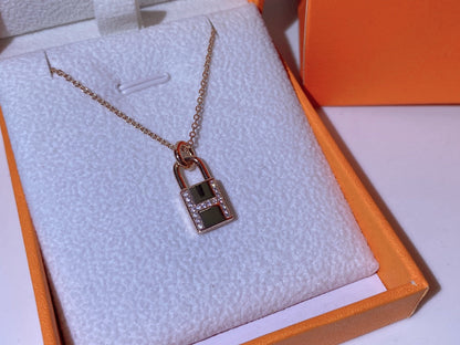 [⭐Hyrra Jewelry]HM ADVANCED NICHE LOCK HEAD NECKLACE DIAMONDS