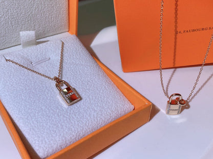 [⭐Hyrra Jewelry]HM ADVANCED NICHE LOCK HEAD NECKLACE DIAMONDS