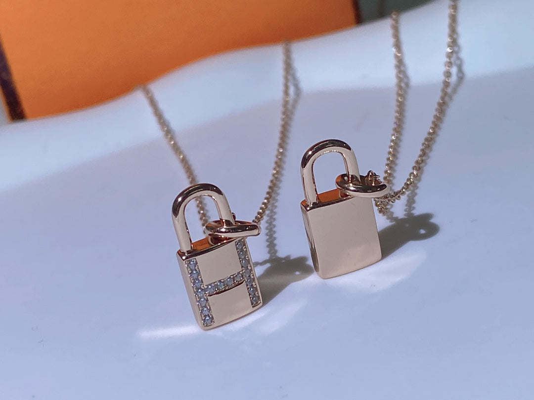 [⭐Hyrra Jewelry]HM ADVANCED NICHE LOCK HEAD NECKLACE DIAMONDS