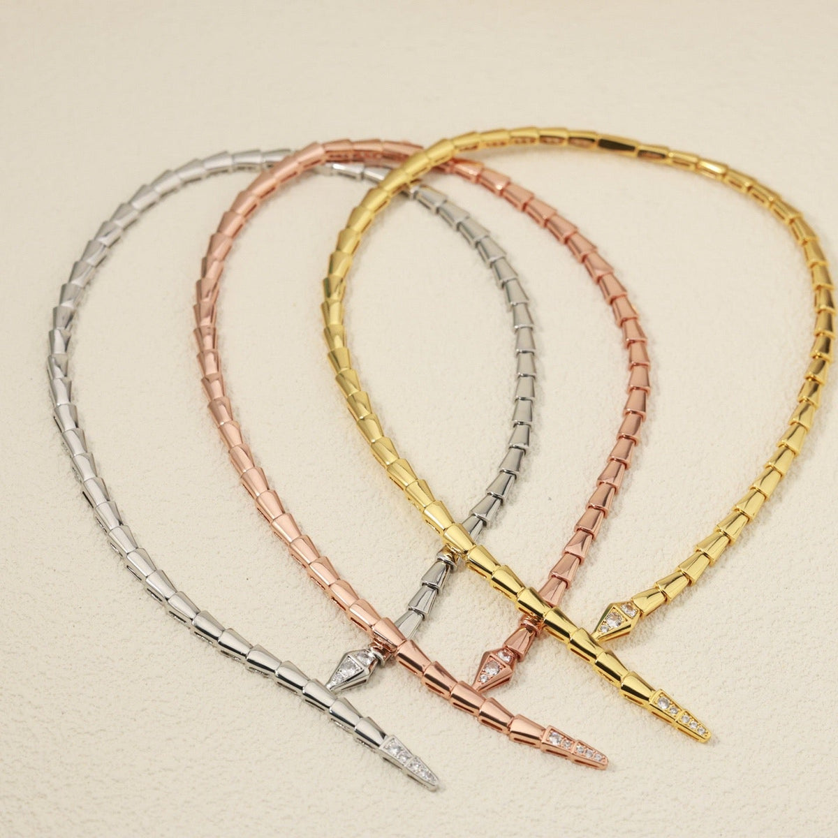 [⭐Hyrra Jewelry]NEW！SERPENT DIAMOND AT BOTH ENDS NECKLACE