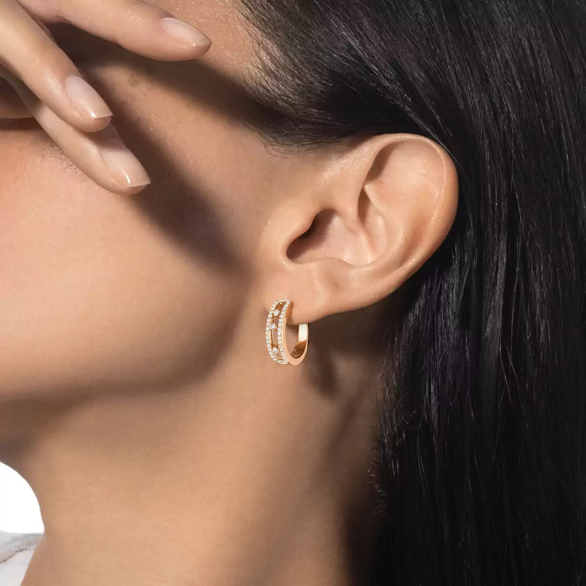 [⭐Hyrra Jewelry]Diamond Pave_ Hoop Earrings Move