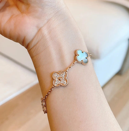 [⭐Hyrra Jewelry] CLOVER 5 MOTIF GRAY MOP BRACELET COLLECTION