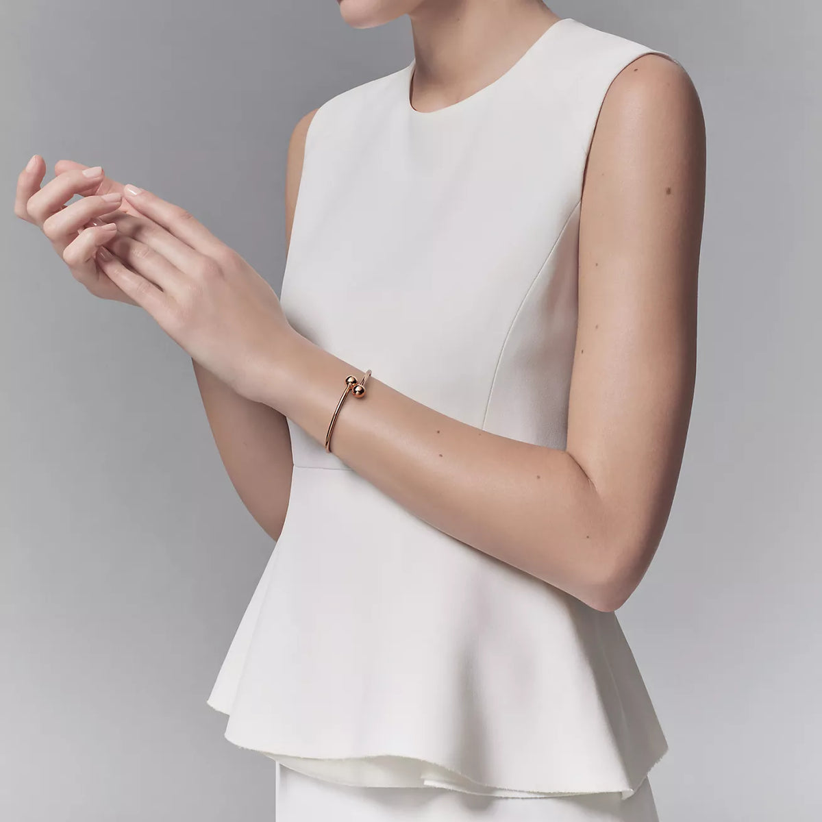 [Hyrra Jewelry]CITY HARDWEAR BALL BYPASS BRACELET