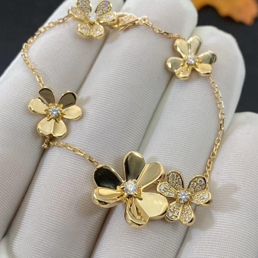 [⭐Hyrra Jewelry]FRIVOLE GOLD 5 FLOWERS BRACELET