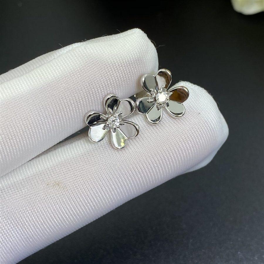 [⭐Hyrra Jewelry]FRIVOLE MINI SILVER FLOWER EARRINGS