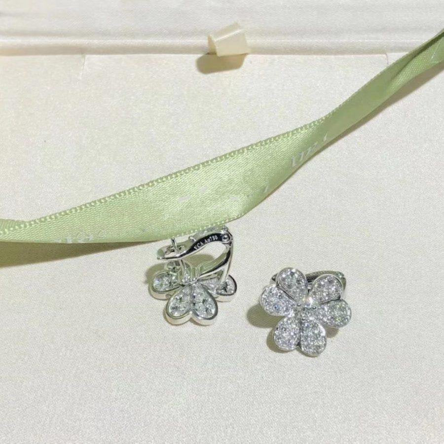 [⭐Hyrra Jewelry]FRIVOLE SILVER FLOWER DIAMOND EARRINGS
