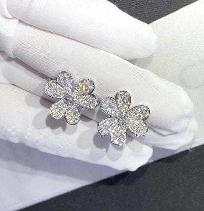 [⭐Hyrra Jewelry]FRIVOLE SILVER FLOWER DIAMOND EARRINGS