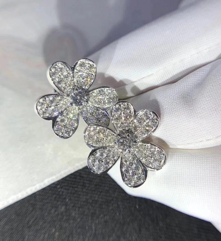 [⭐Hyrra Jewelry]FRIVOLE SILVER FLOWER DIAMOND EARRINGS