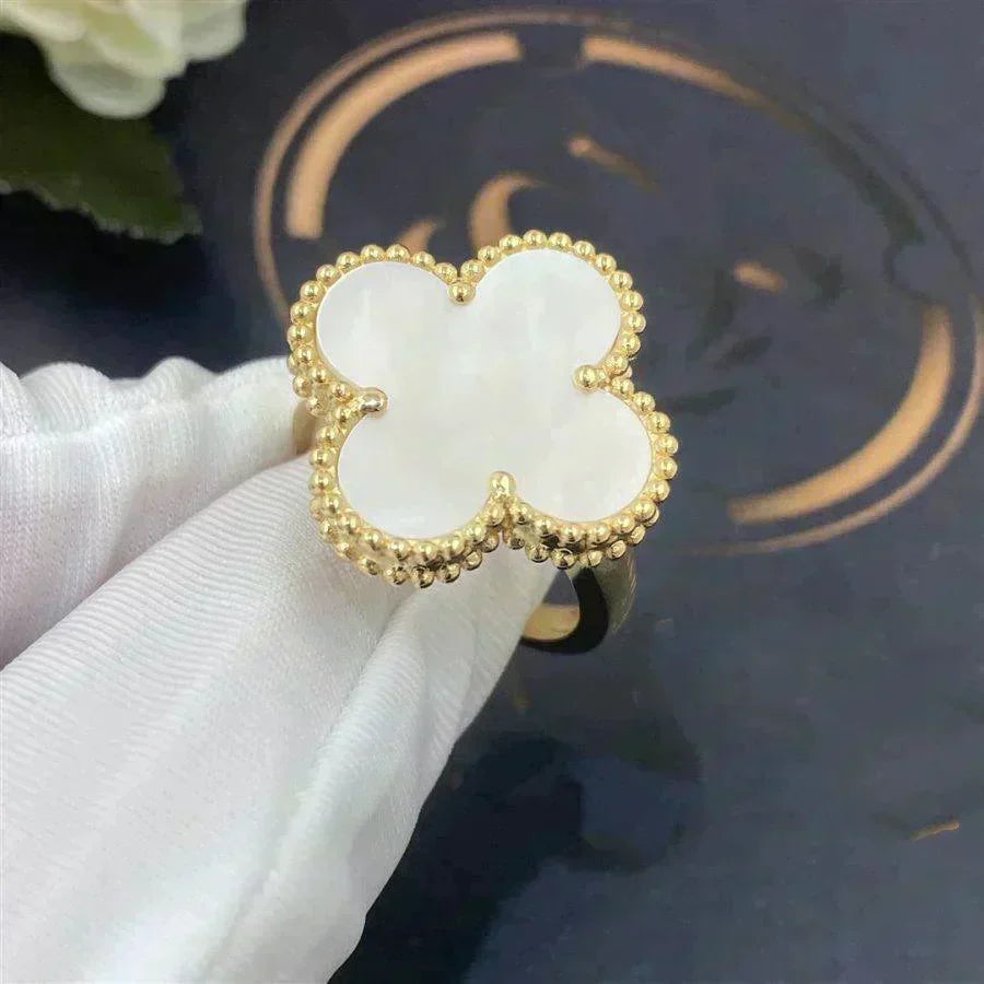 [⭐Hyrra Jewelry]CLOVER WHITE MOP RING