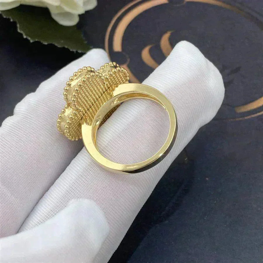 [⭐Hyrra Jewelry]CLOVER WHITE MOP RING