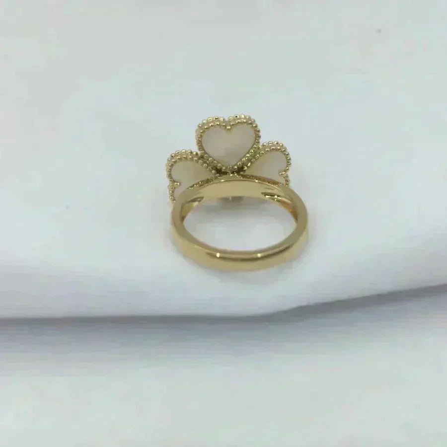 [⭐Hyrra Jewelry]SWEET CLOVER WHITE MOP RING
