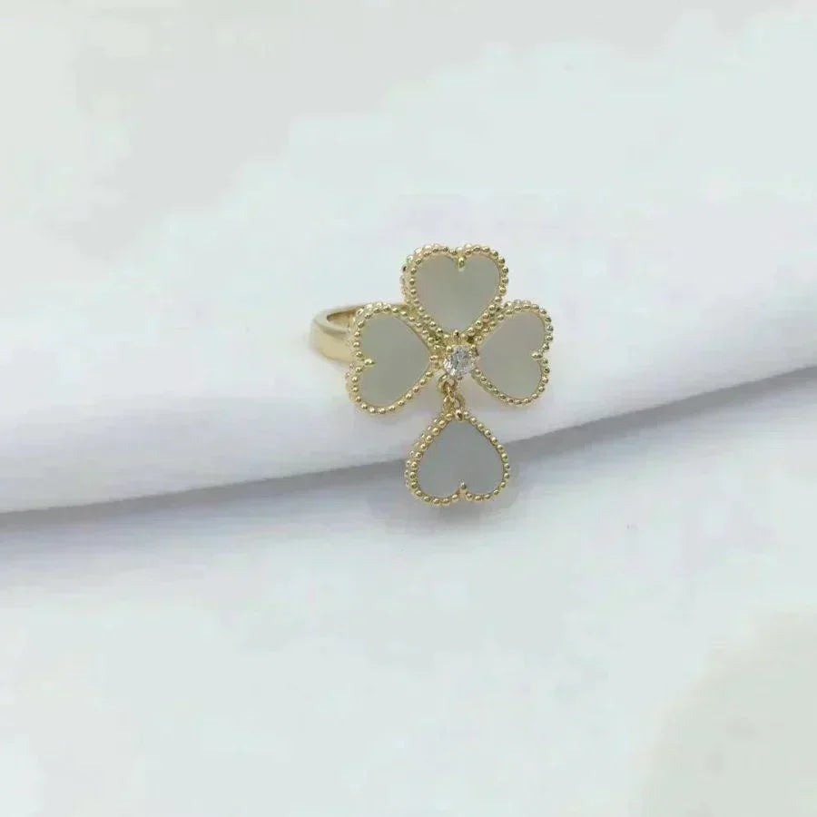 [⭐Hyrra Jewelry]SWEET CLOVER WHITE MOP RING