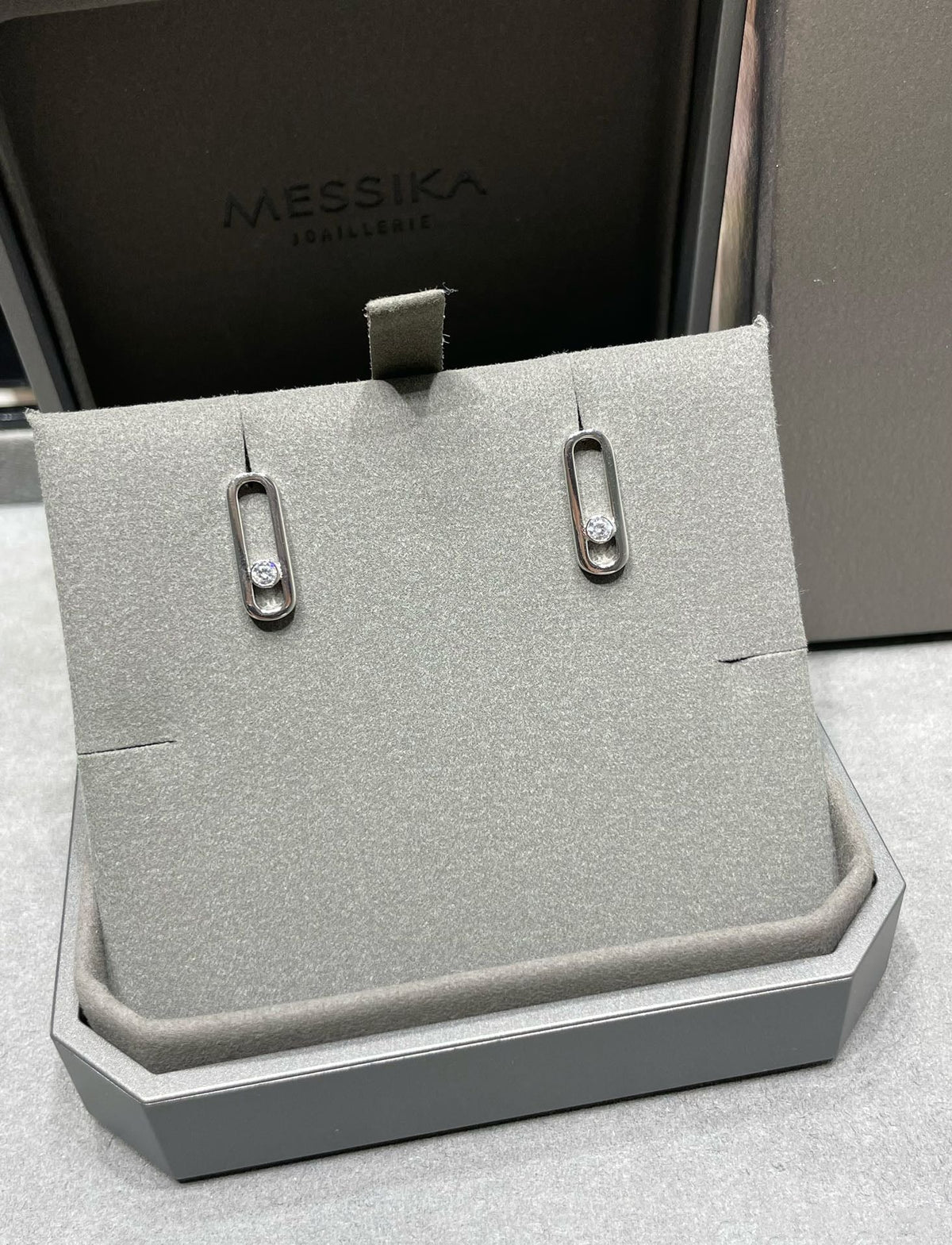 [⭐Hyrra Jewelry]MOVE UNO SMALL 1 DIAMOND EARRINGS
