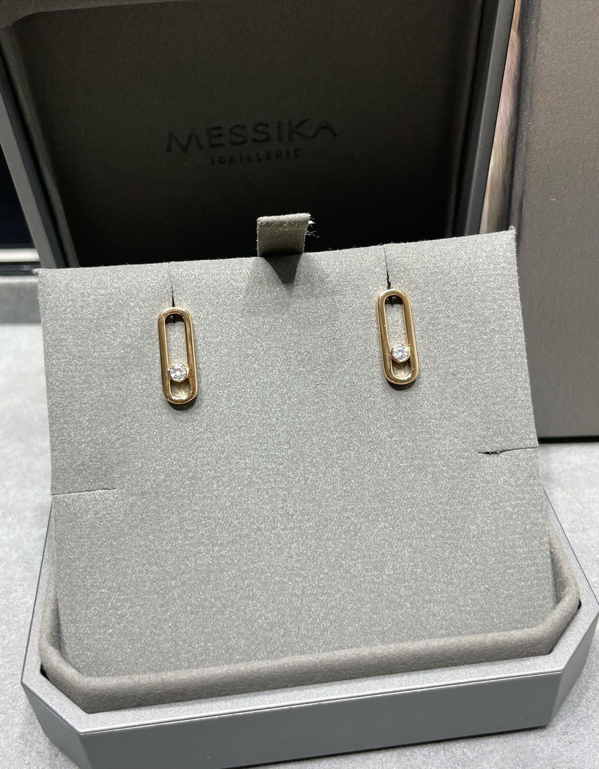 [⭐Hyrra Jewelry]MOVE UNO SMALL 1 DIAMOND EARRINGS