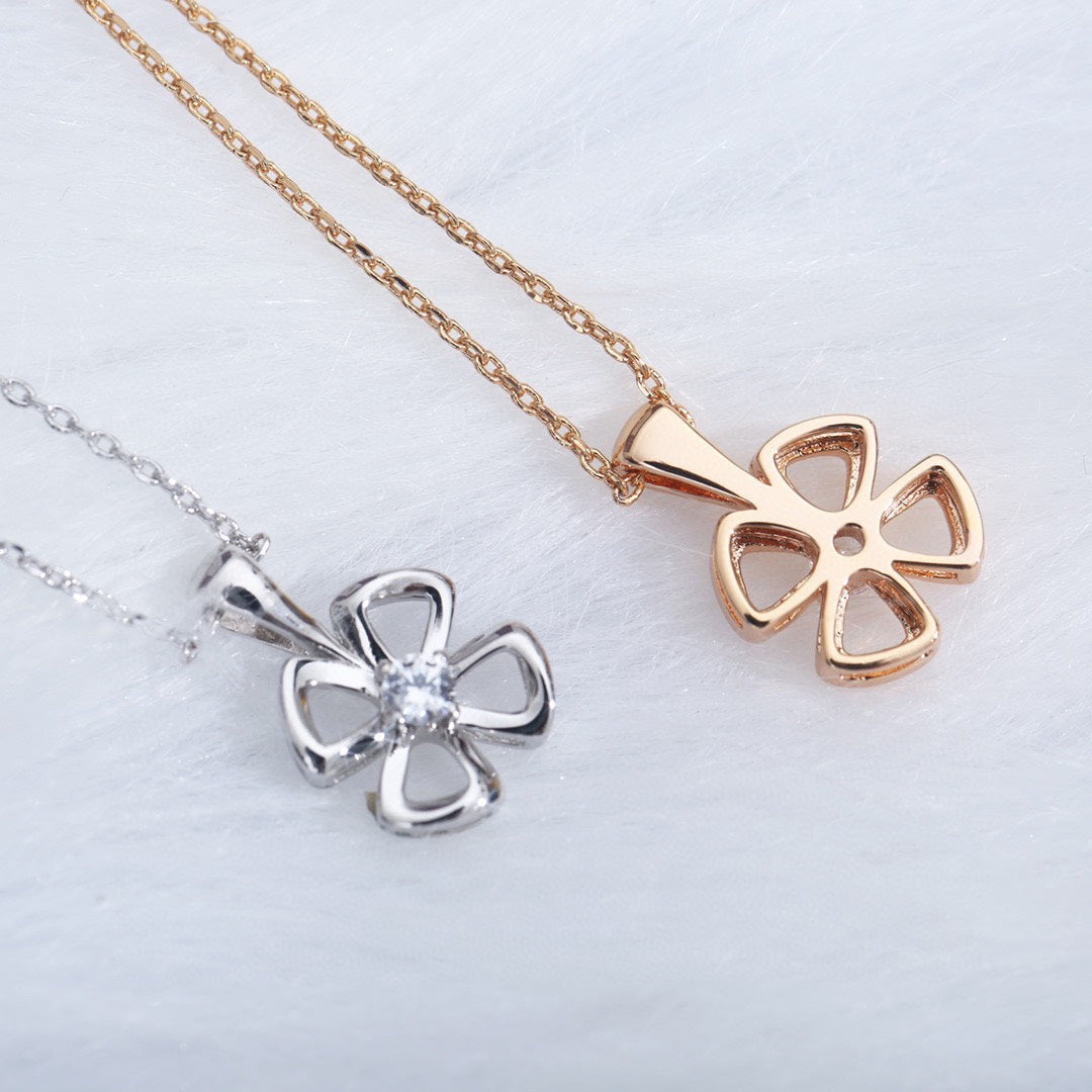 [⭐Hyrra Jewelry]FIOREVER NECKLACE DIAMOND CENTER