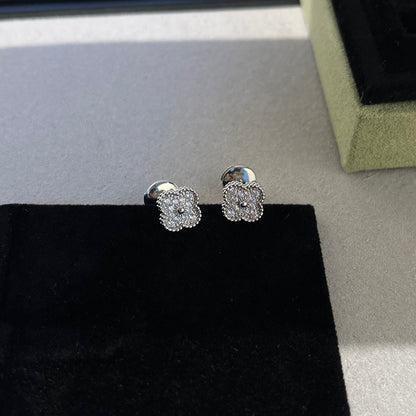 [⭐Hyrra Jewelry]CLOVER MINI DIAMOND STUD EARRINGS