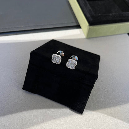 [⭐Hyrra Jewelry]CLOVER MINI DIAMOND STUD EARRINGS