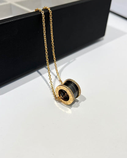 [⭐Hyrra Jewelry]ZERO 1 BLACK CERAMIC DIAMOND PINK GOLD NECKLACE