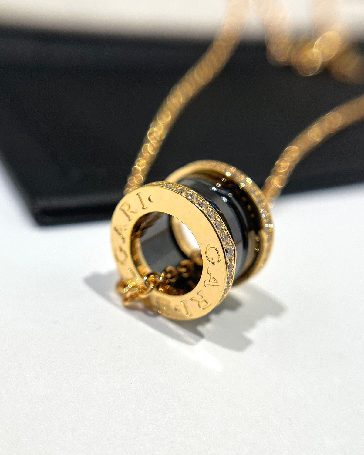 [⭐Hyrra Jewelry]ZERO 1 BLACK CERAMIC DIAMOND PINK GOLD NECKLACE